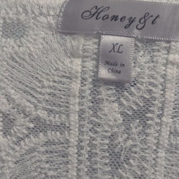 XL WHITE LACE KIMONO/BEACH COVER BY HONEY & T - Picture 3 of 5